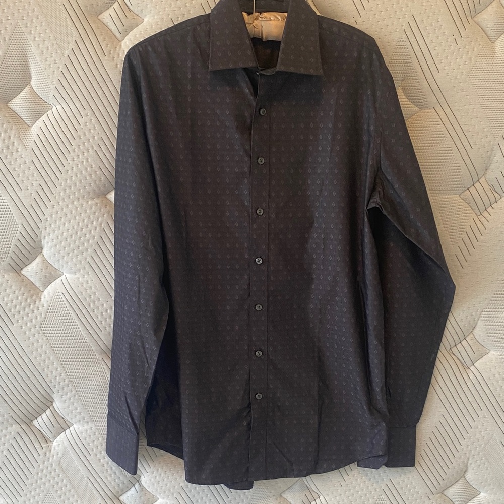 NWOT Sophisticated Black Patterned Men's Button Down Shirt
